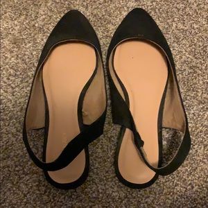 Black pointed toe flats